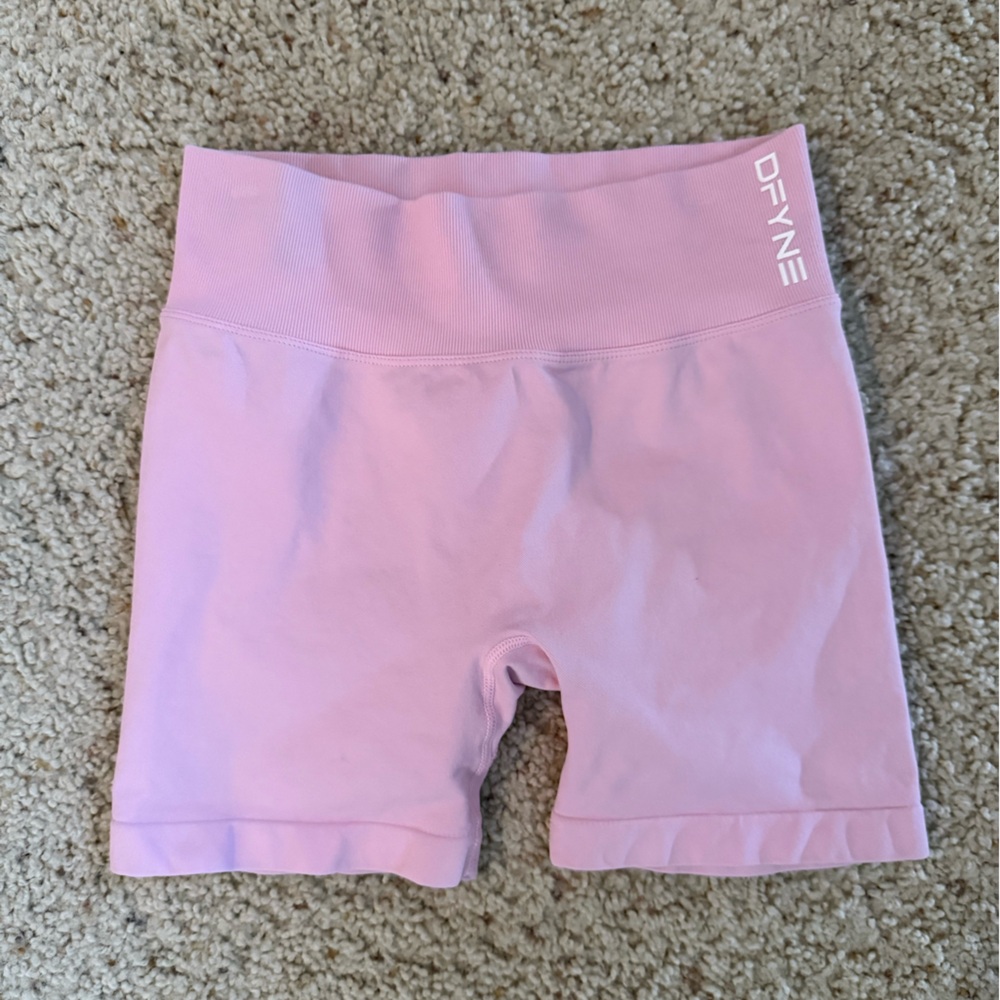 DFYNE Dynamic Pink Shorts